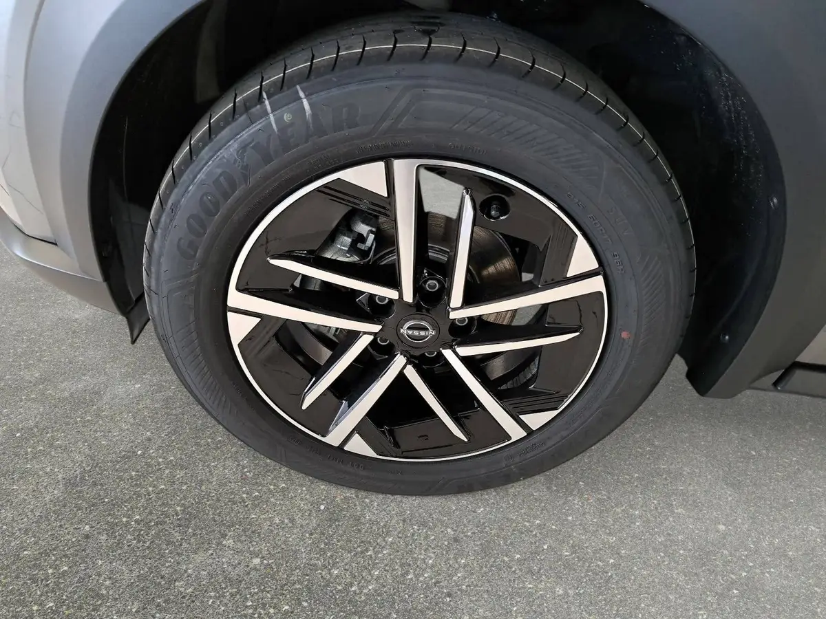 NISSAN JUKE 1.6 HYBRID AUTO. N-CONNECTA WINTER FRONTSCHEIBENHEIZUNG