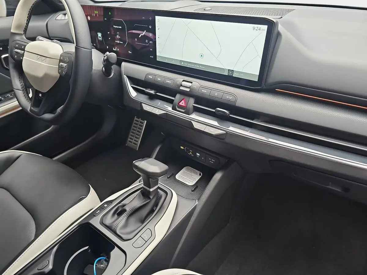 KIA K4 SW 1.6 T-GDI 180 PS DCT7 GT-LINE MJ26 DW-PARK-PRO SITZ SOUND DESIGN GLASDACH