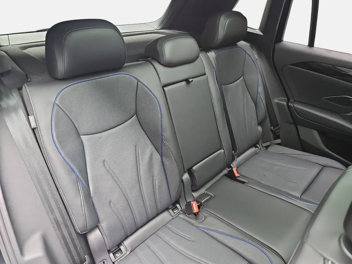 VW TIGUAN 2.0 TDI DSG R-LINE 4M NAVI LED-MATIX LEDER BLACK-S