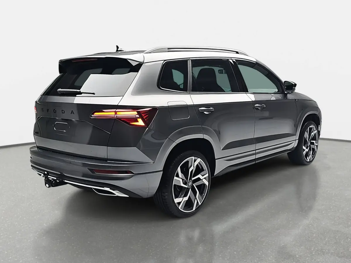 SKODA KAROQ 1.5 TSI DSG SPORTLINE NAVI LED PANO ACC WINTER KAM