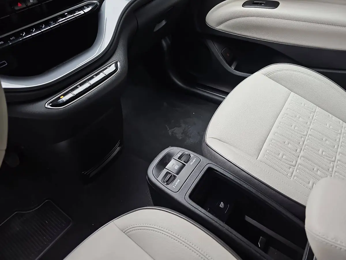 FIAT 500E CABRIO ELEKTRO 42 KWH BY BOCELLI