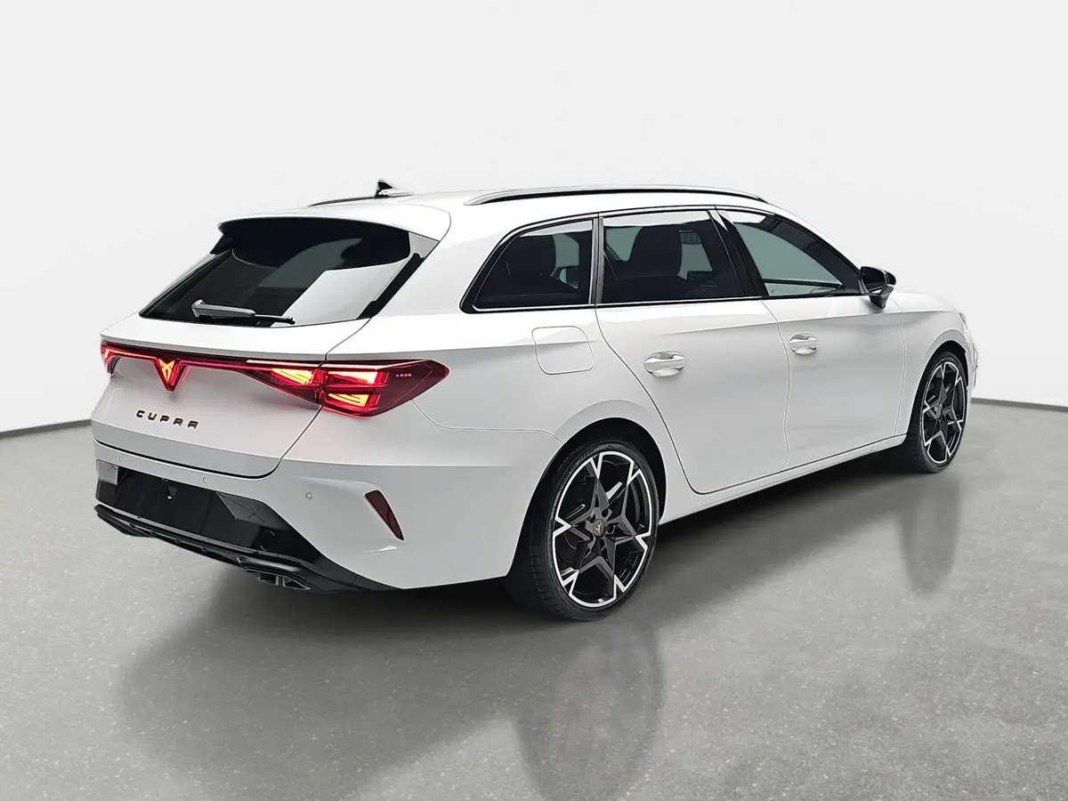 CUPRA LEON ST 1.5 ETSI DSG NAVI LED KLIMAAUTO ACC FULL-LINK KAME