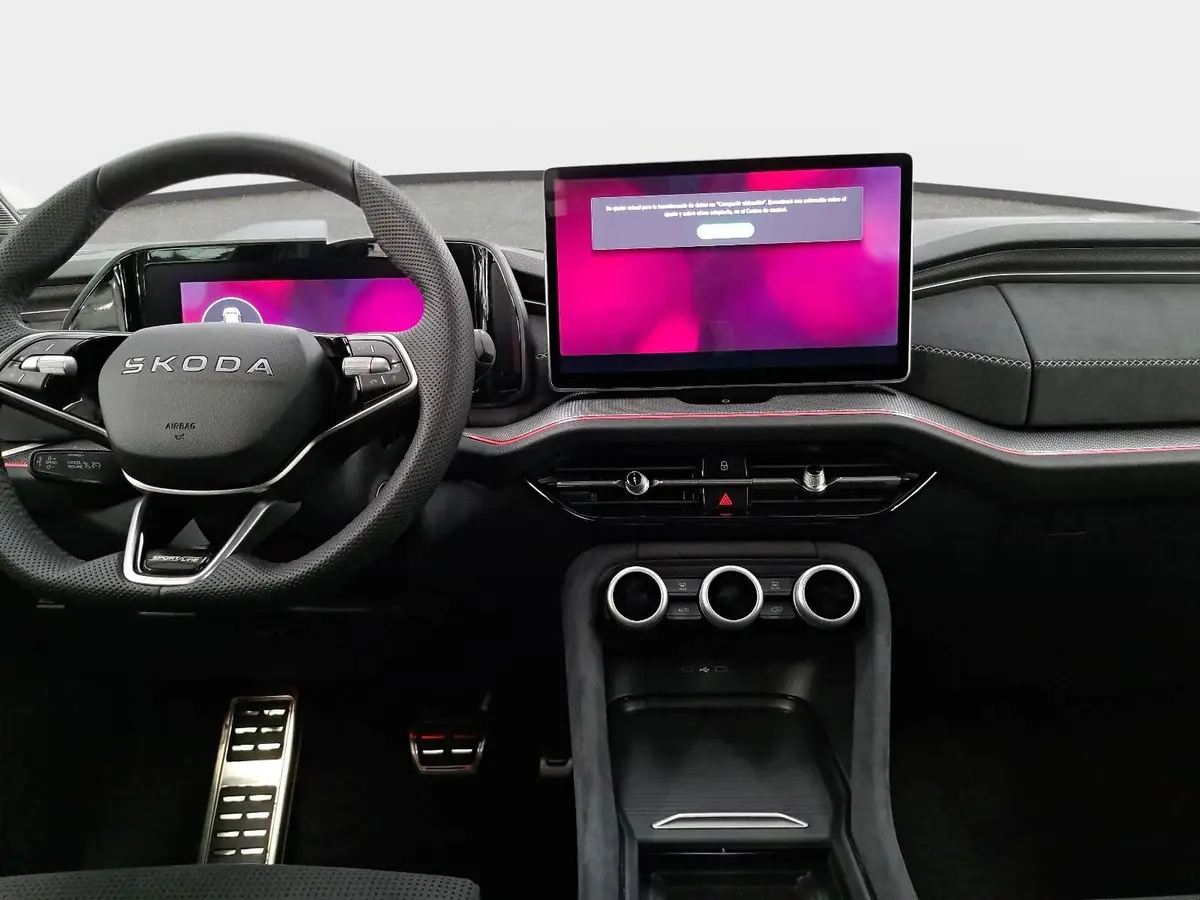 SKODA KODIAQ 1.5 TSI DSG SPORTLINE NAVI LED ACC PANO WINTER AHK