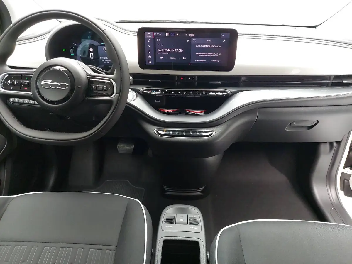FIAT 500 ELEKTRO 42 KWH KOMFORT PAKET, 16 ZOLL LM FELGEN