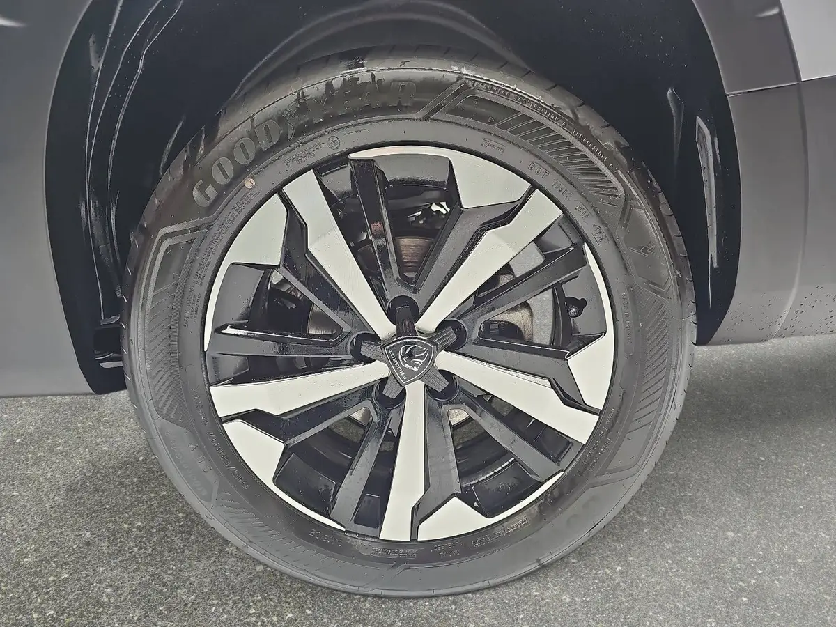 PEUGEOT RIFTER BLUEHDI 130 CV EAT8 GT L2 7-S LED AHK