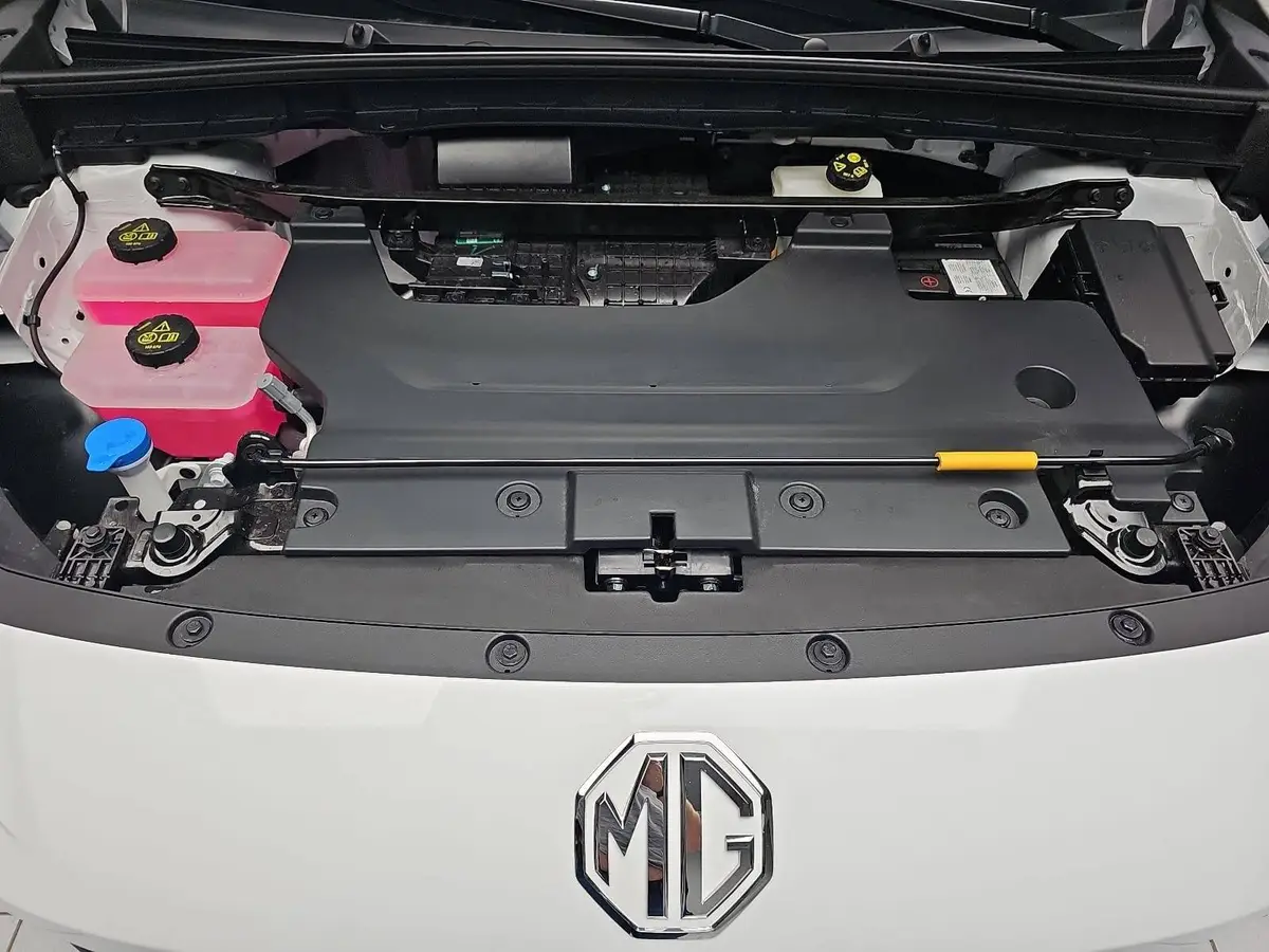 MG S5 EV 64 KWH MY25 LUXURY