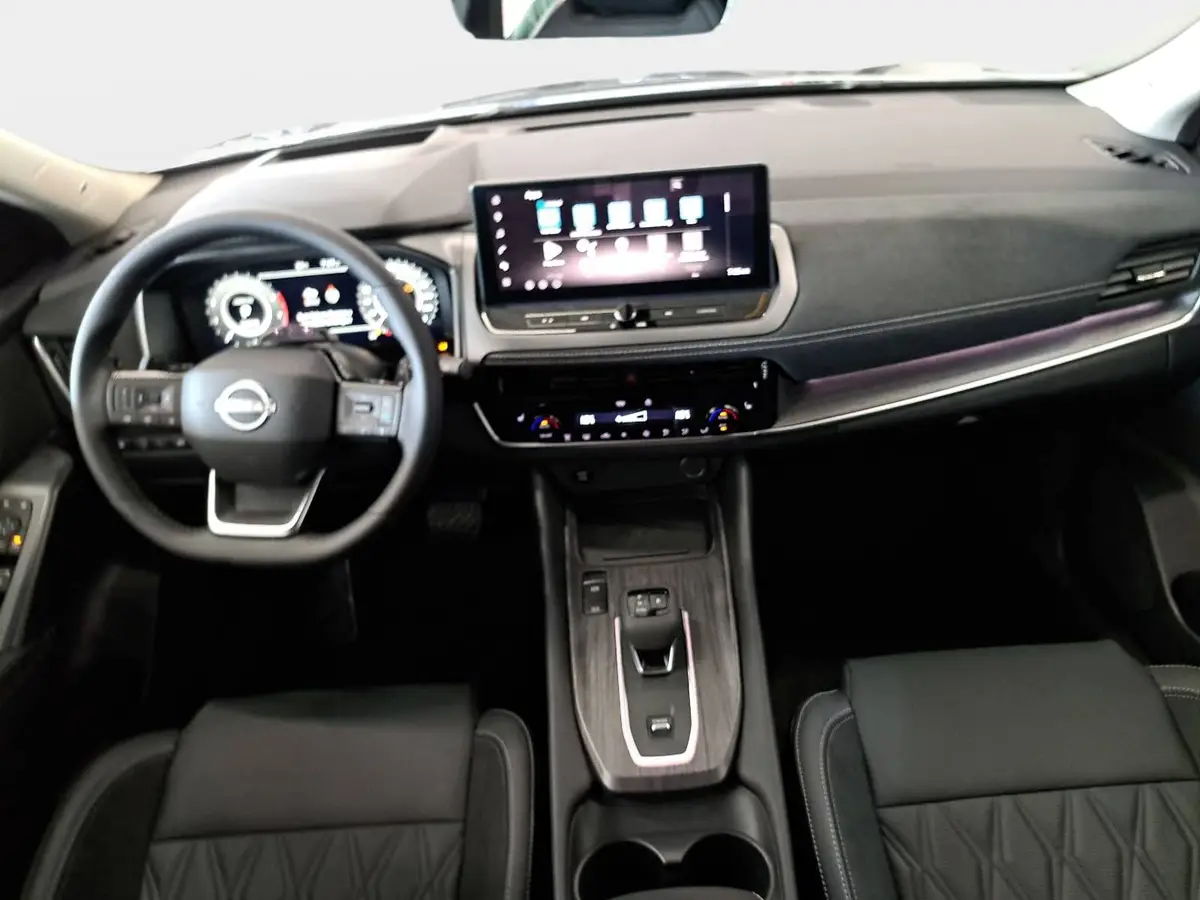 NISSAN QASHQAI 1.3 DIG-T MHEV AUTO. MJ27 TEKNA PREMIUM PAKET 2-FARBEN