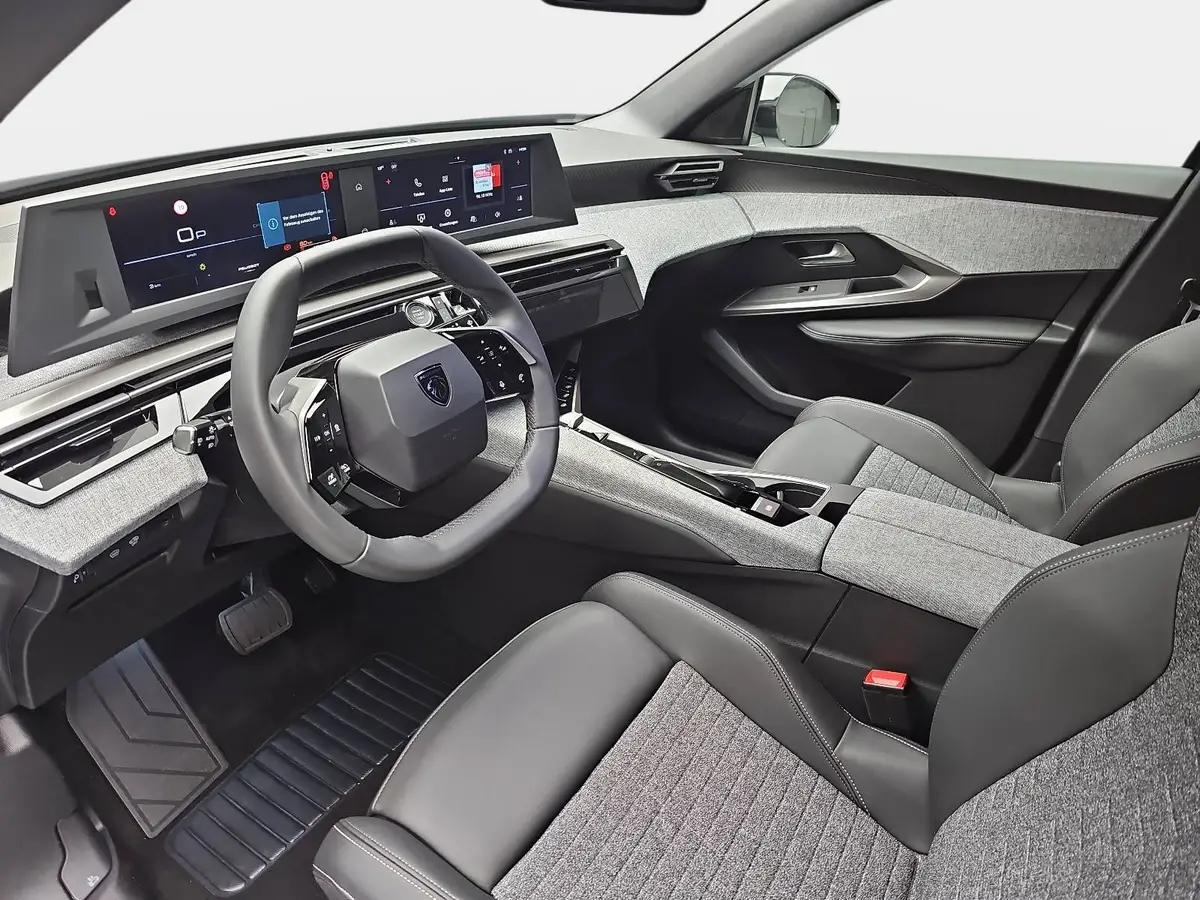 PEUGEOT 5008 1.2 HYBRID 145 E-DSC6 ALLURE KLIMA LED 7-S DAB 360