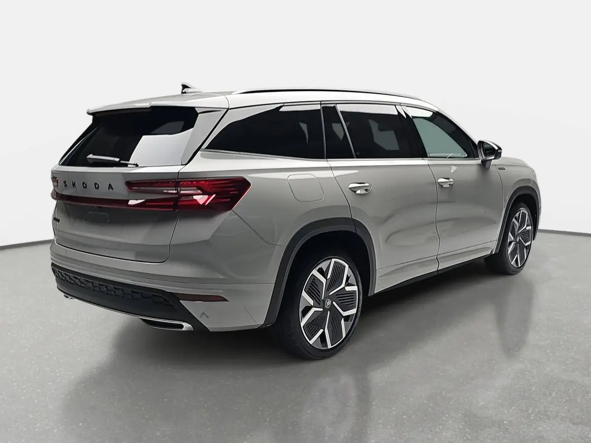 SKODA KODIAQ 1.5 TSI DSG SPORTLINE NAVI LED ACC WINTER 7-S KAME