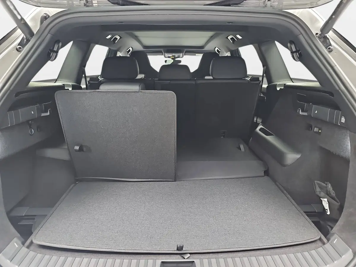 SKODA KODIAQ 1.5 TSI DSG SPORTLINE NAVI LED ACC PANO WINTER AHK