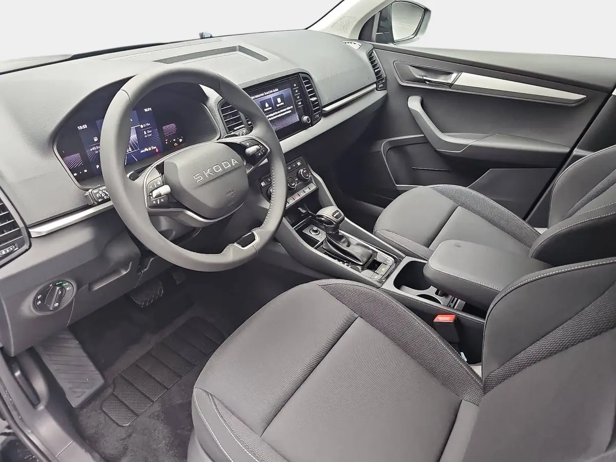 SKODA KAROQ 1.5 TSI DSG 130 JAHRE LED KAMERA AHK
