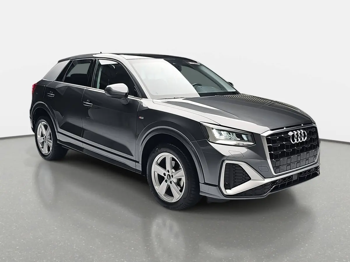 AUDI Q2 30 TFSI S LINE NAVI LED KAMERA LM17