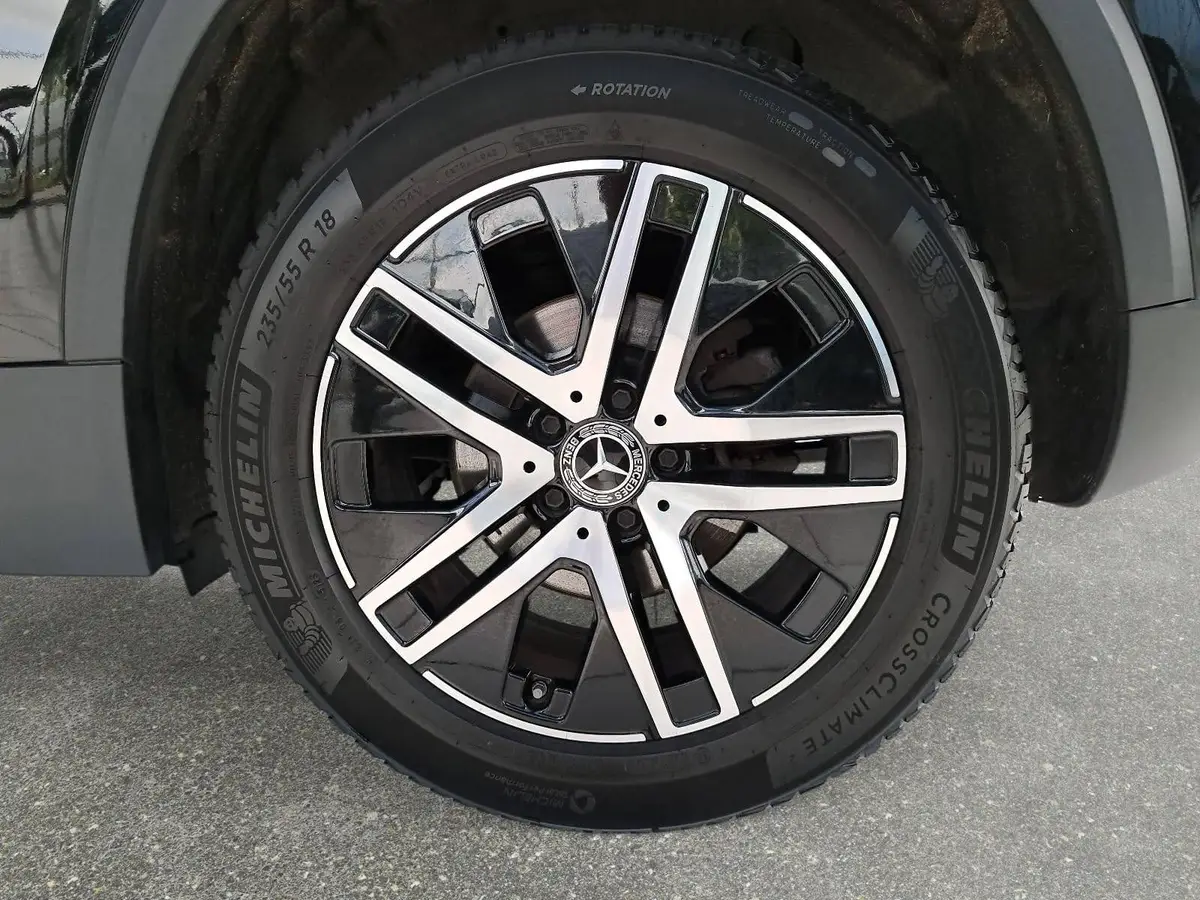 MERCEDES-BENZ GLA 200 D DCT PROGRESSIVE NAVI LED