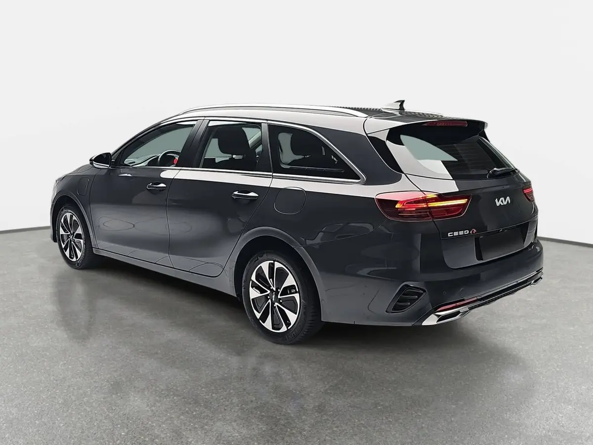 KIA CEED SW 1.6 GDI PLUG-IN-HYBRID VISION KOMFORT NAVI