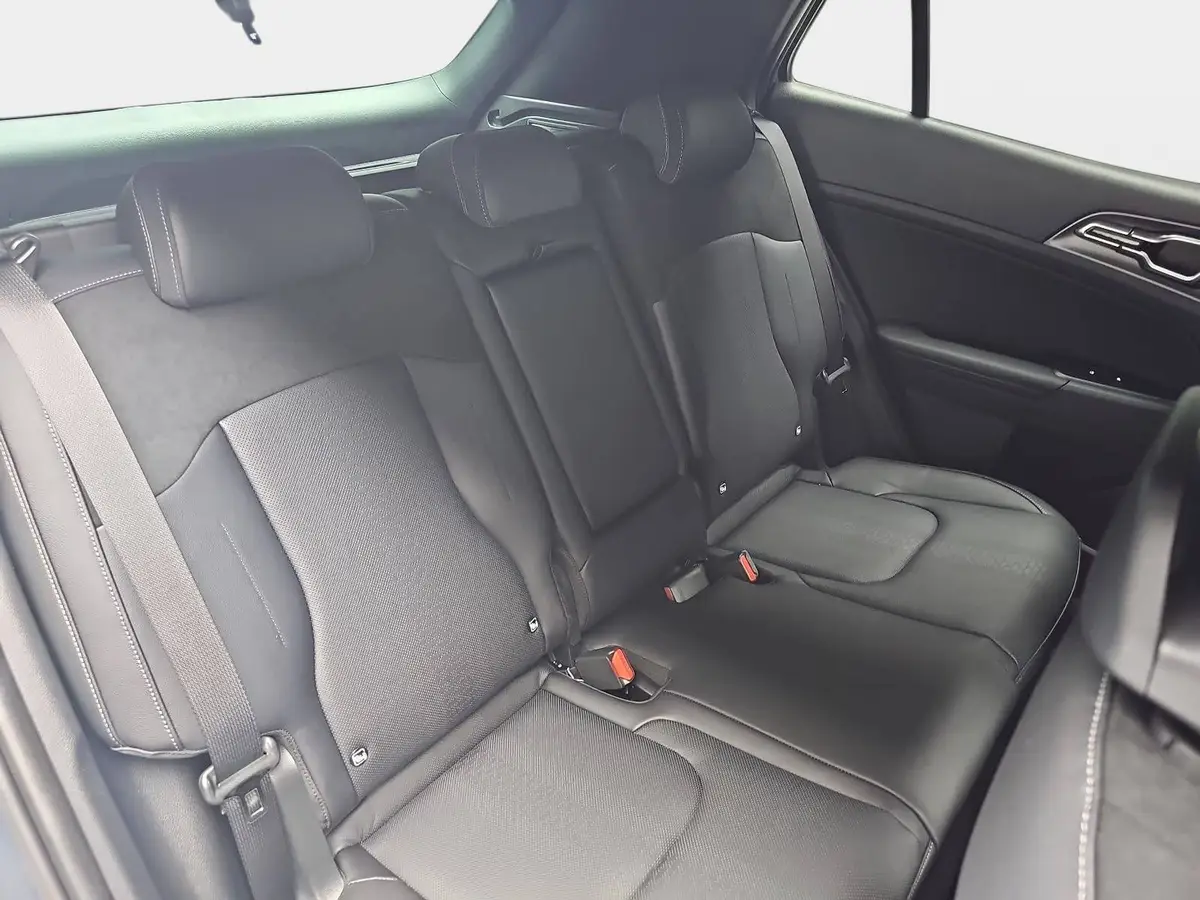 KIA SPORTAGE 1.6 T-GDI 150 2WD DCT BLACK EDITION MJ27 DRIVEWISE SCHWARZES DACH