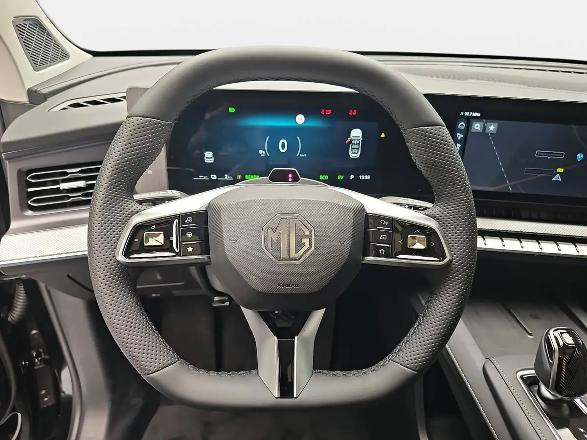 MG S9 PLUG-IN-HYBRID MY26 PREMIUM