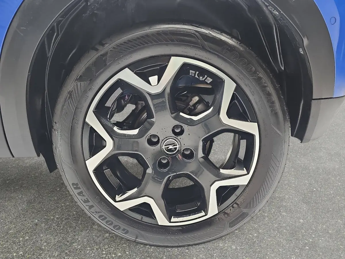 OPEL MOKKA 1.2 TURBO AUTO. 8-G. ULTIMATE NAVI KLIMA LED ACC D