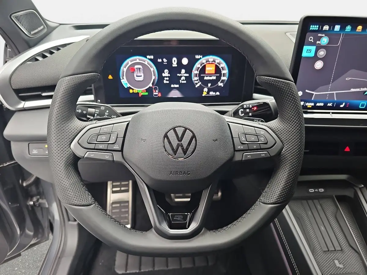 VW T-ROC 1.5 ETSI DSG R-LINE MATRIX AHK LM19