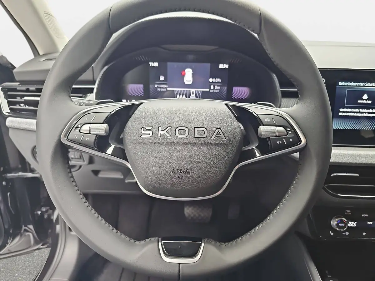SKODA KAMIQ 1.0 TSI DSG CLASSIC LED KAMERA LM