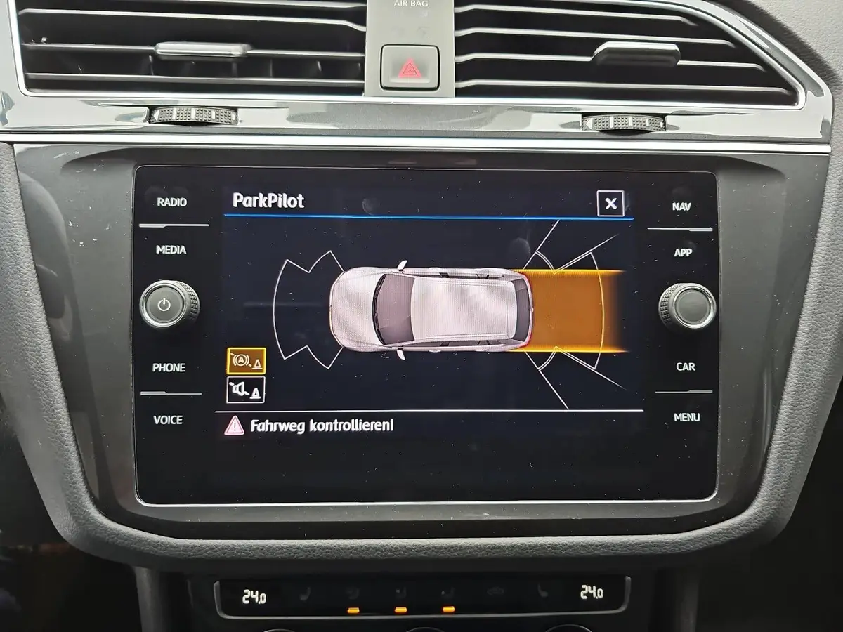 VW TIGUAN 2.0 TDI IQ.DRIVE ACC SPURPAKET TAILER-ASSIST PDC A