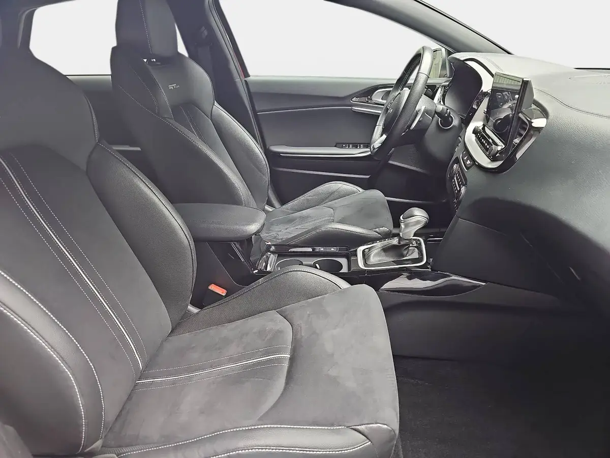 KIA PROCEED 1.5 T-GDI DCT7 GT LINE TECHNOLOGIE GLASDACH PERFORMANCE LEDER