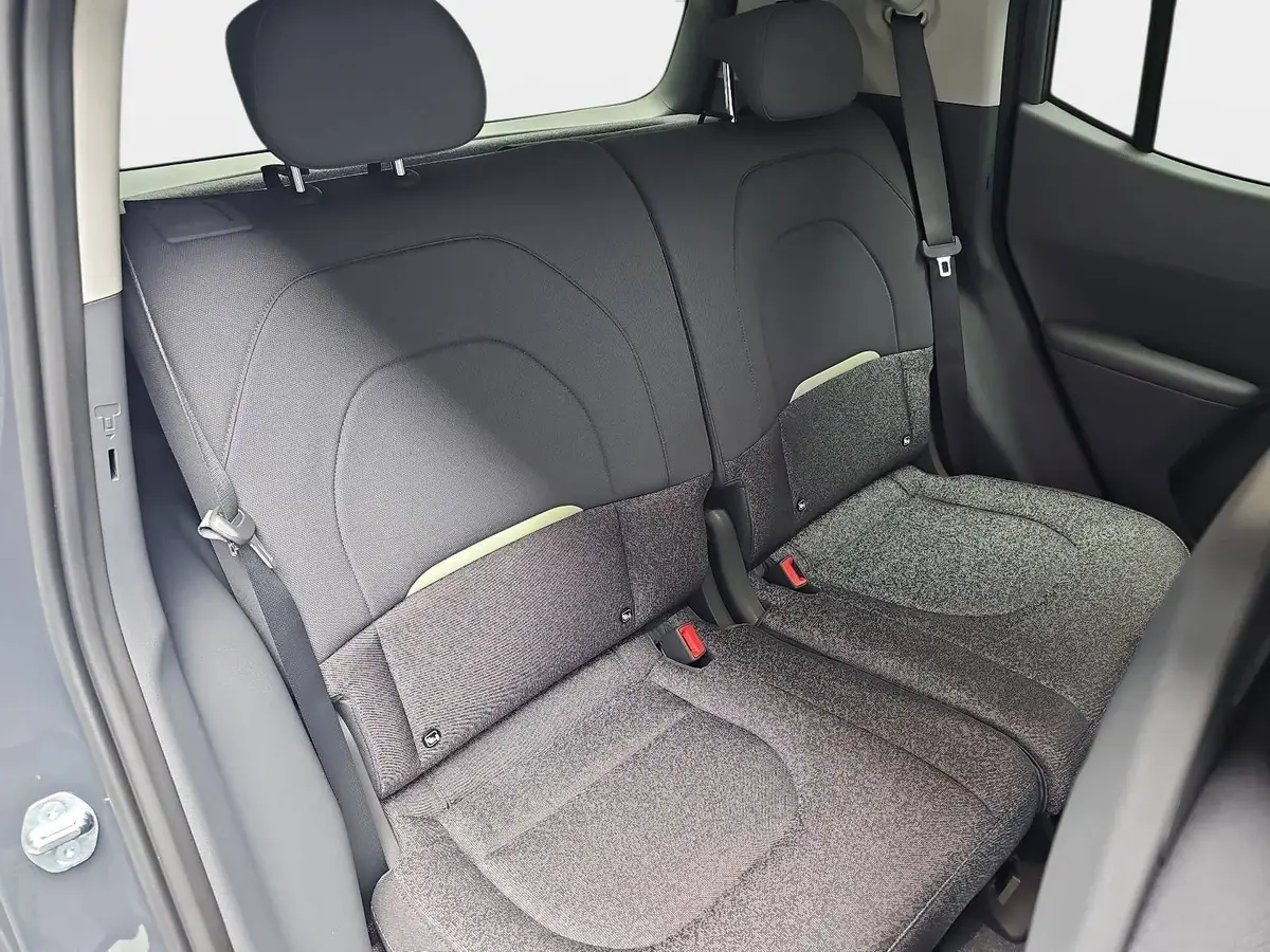 KIA EV2 42.2 KWH EARTH MJ27 4SITZE WINTER-CONNECT TECHN DRIVEWISE-PARK DESIGN