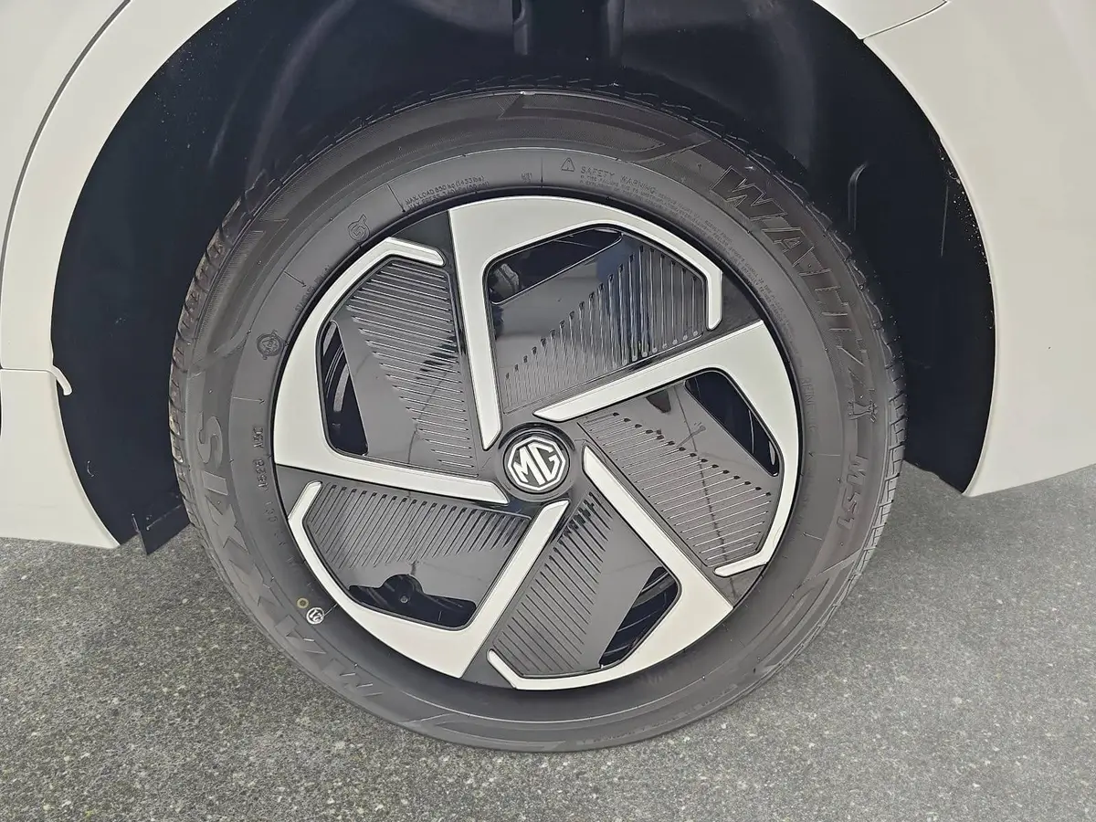 MG MG4 URBAN EV 54 KWH MY26 COMFORT