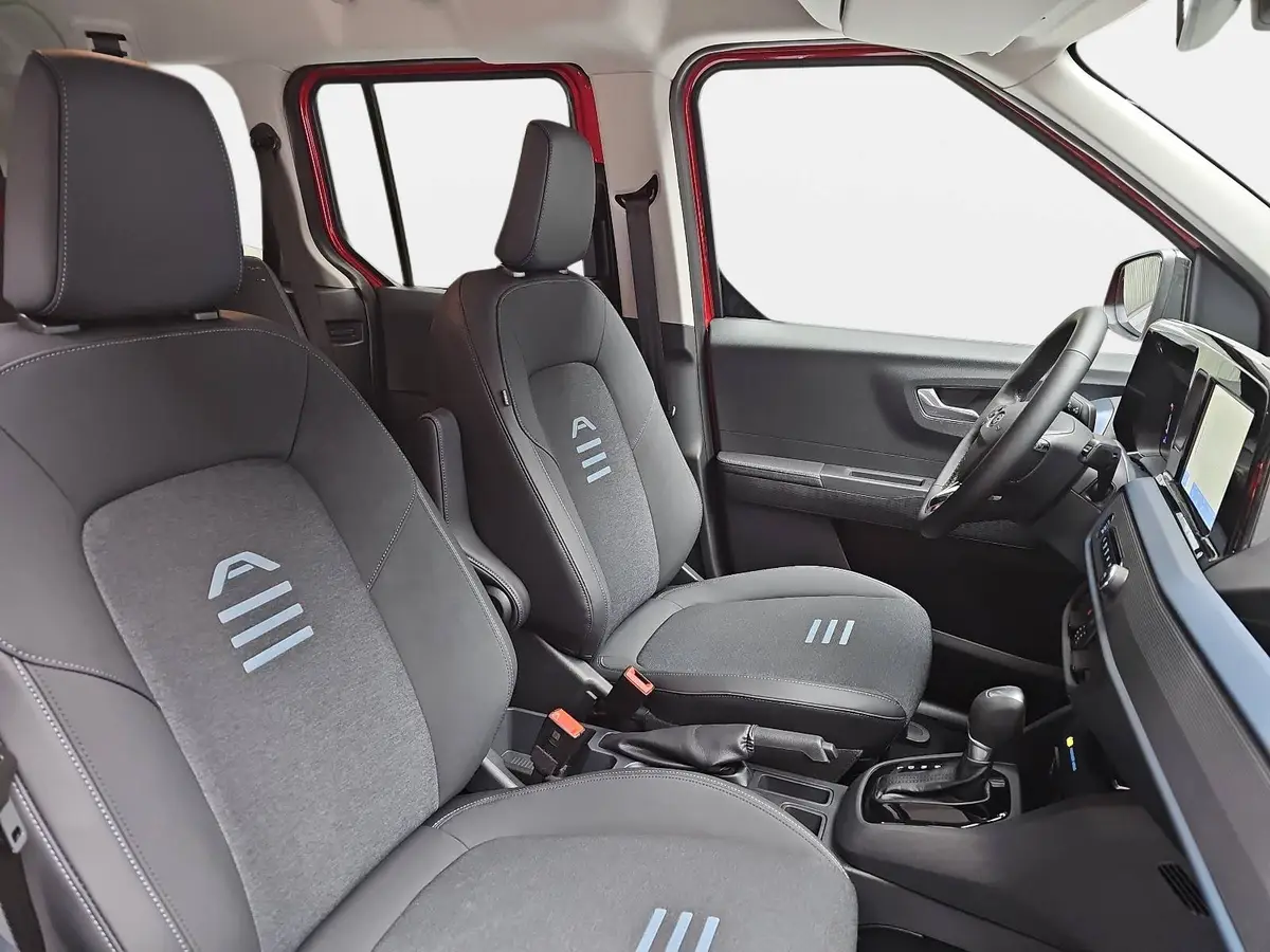 FORD TOURNEO COURIER 1.0 EB AUT. ACTIVE+NAVI+ACC+WINTER+SPUR+KAMERA+LM