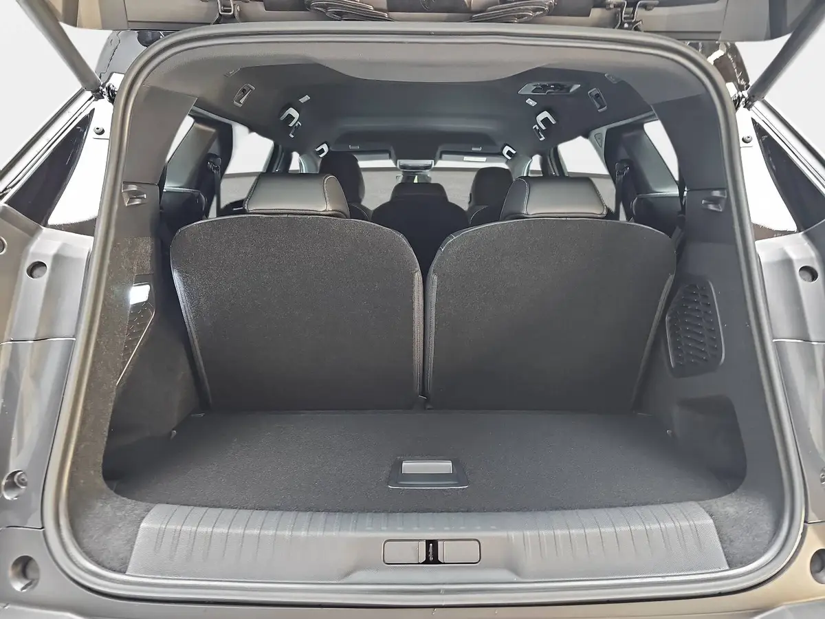 PEUGEOT 5008 1.2 HYBRID 145 E-DSC6 GT KLIMA LED 7-S DAB 360° AH