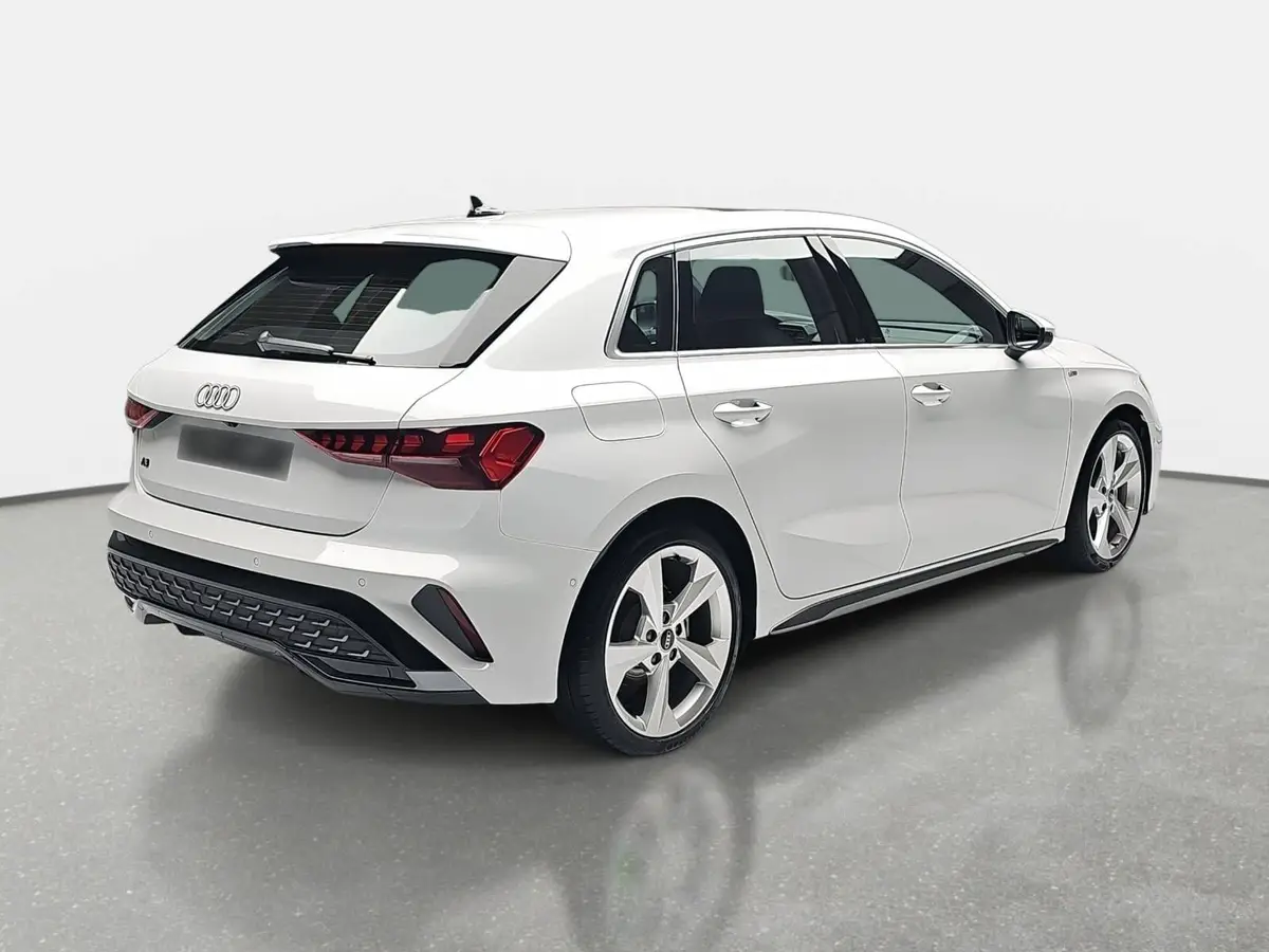 AUDI A3 35 TFSI DSG SPORTBACK S LINE NAVI LED KAMERA LM18