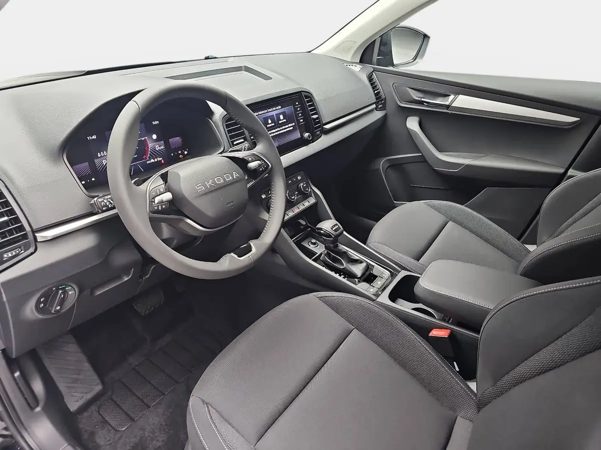 SKODA KAROQ 1.5 TSI DSG 130 JAHRE LED KAMERA AHK