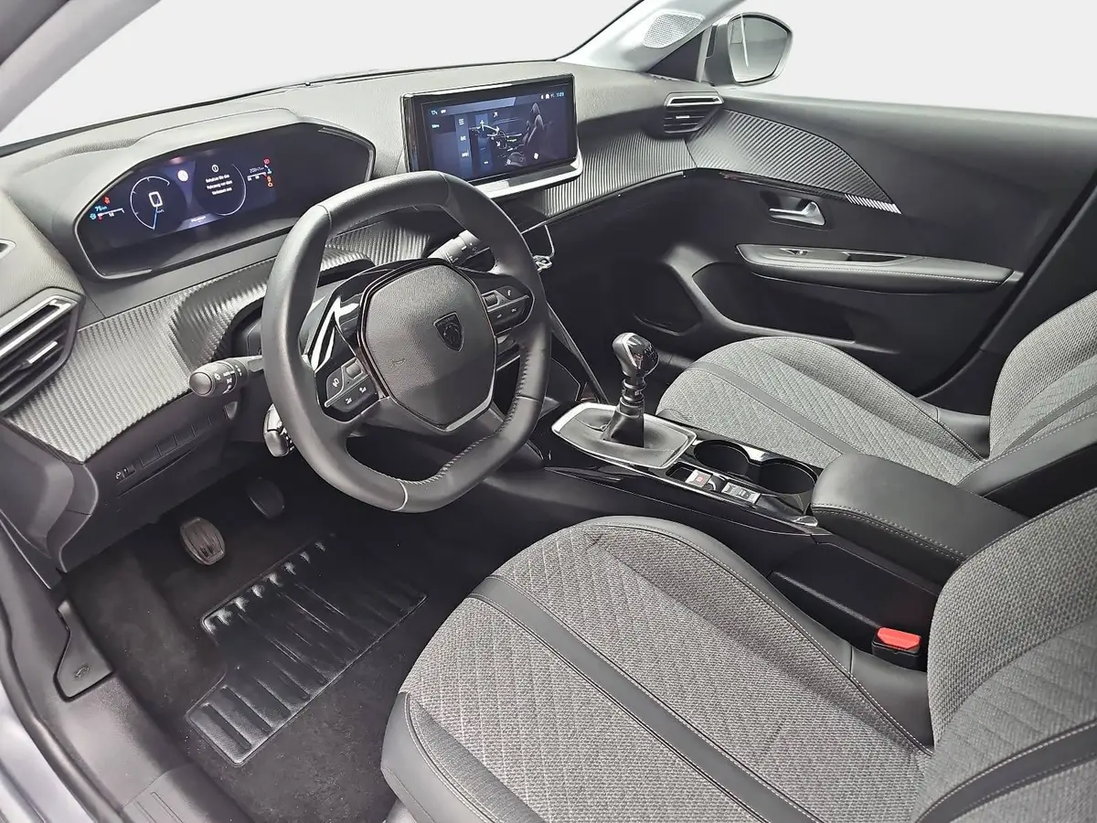 PEUGEOT 208 1.2 PURETECH 100 ALLURE LED DAB LM