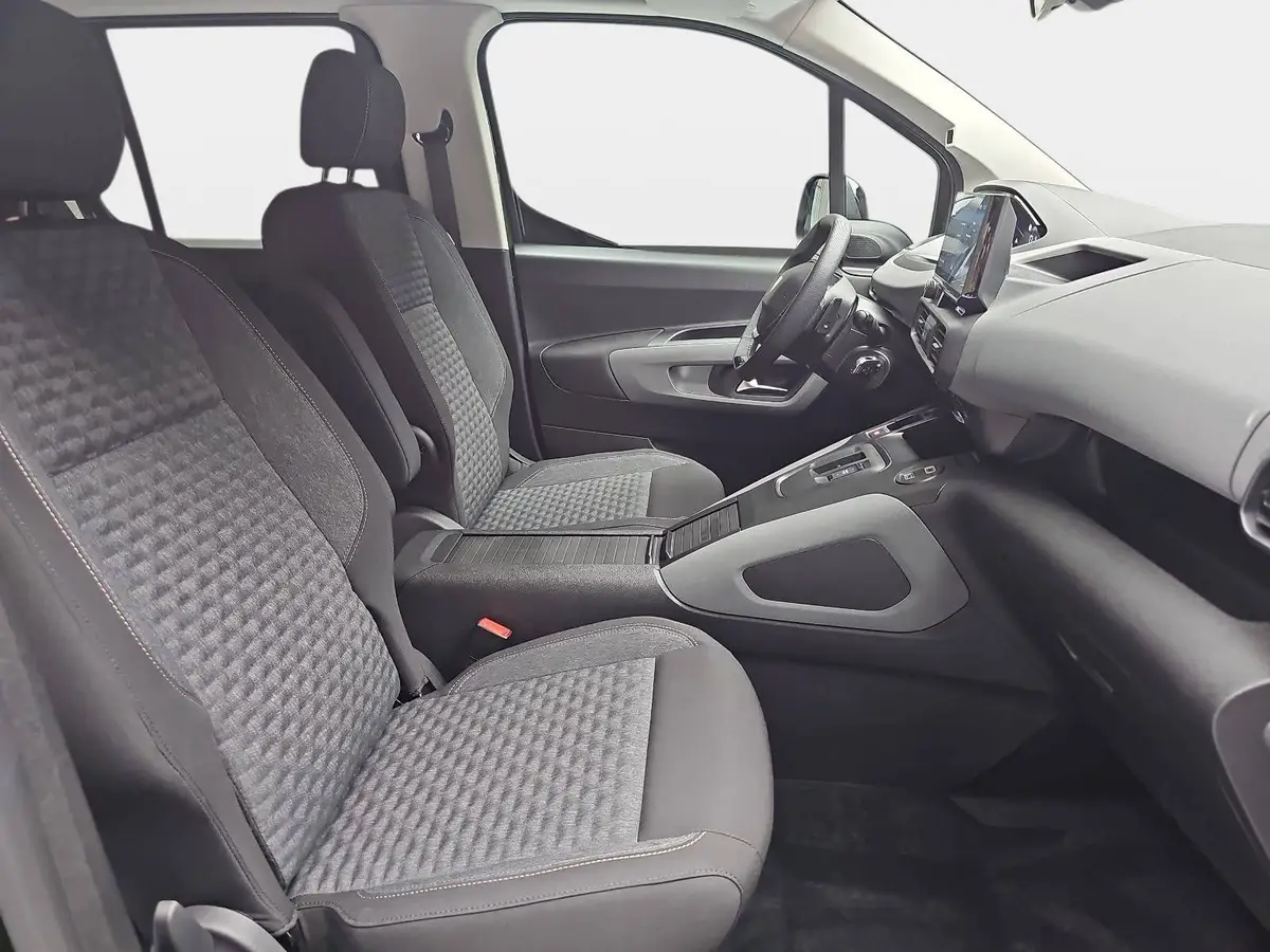 PEUGEOT RIFTER BLUEHDI 130 CV EAT8 GT L2 7-S NAVI LED AHK LM