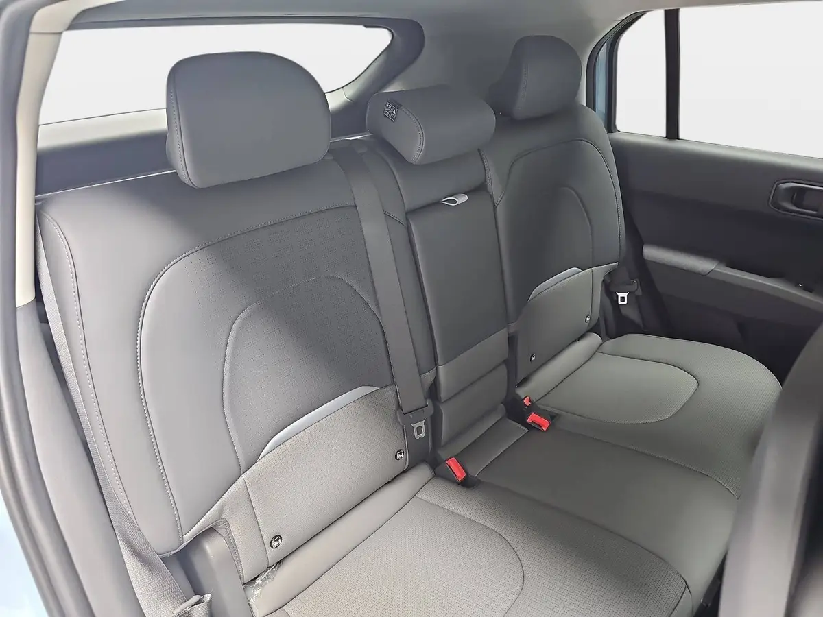 KIA EV3 81.4 KWH EARTH MJ27 WINTER-CONNECT BUSINESS UPGRADE DRIVEWISE-PARK