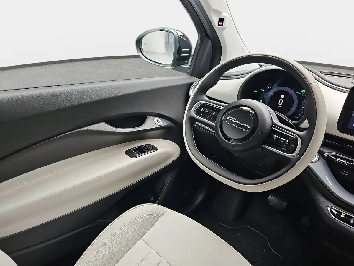 FIAT 500 ELEKTRO 42 KWH LA PRIMA MJ26
