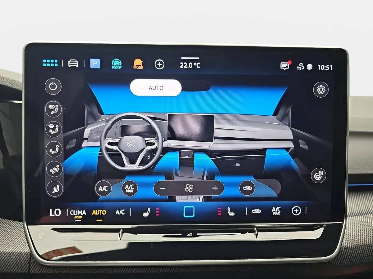 VW GOLF 1.5 ETSI DSG VIII R-LINE NAVI MATRIX-LED