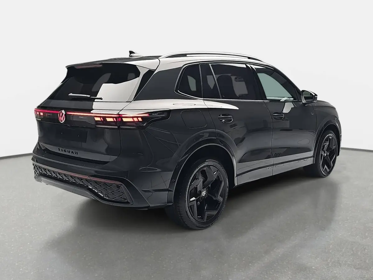 VW TIGUAN 2.0 TDI DSG R-LINE NAVI LED PANO