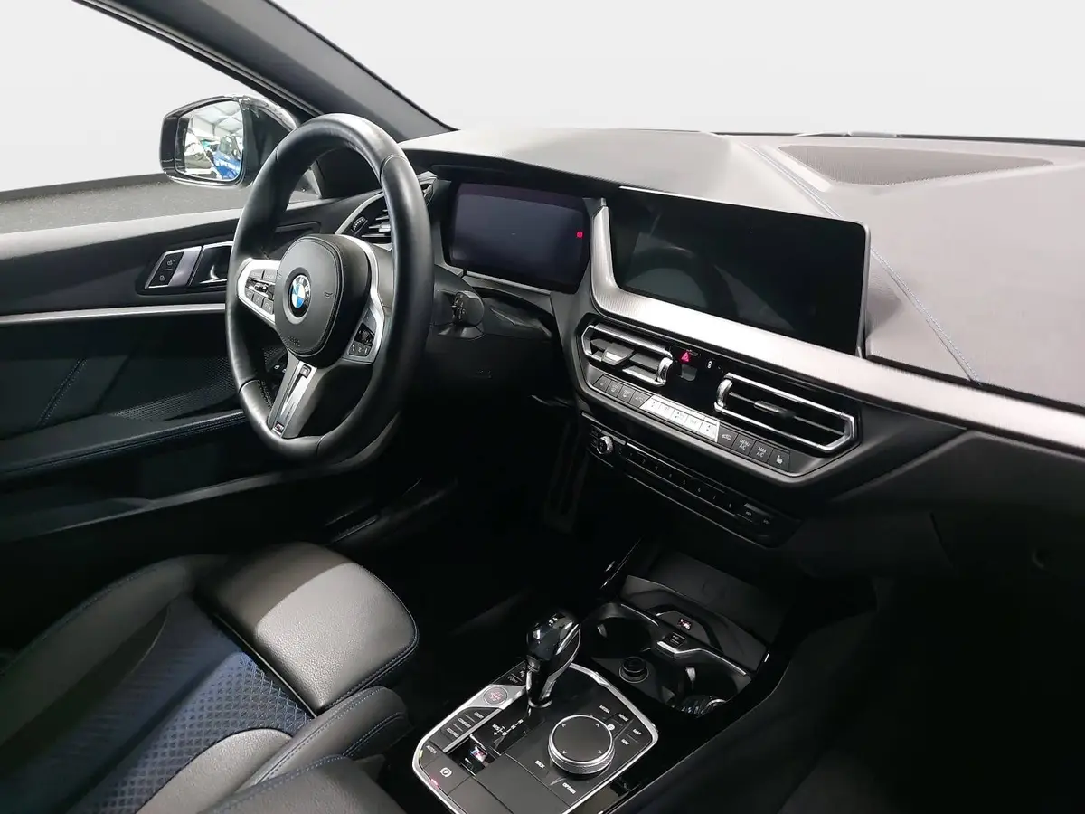 BMW 120 D AUTO. M SPORT NAVI LED PANO WINTER HUD PDC AHK L