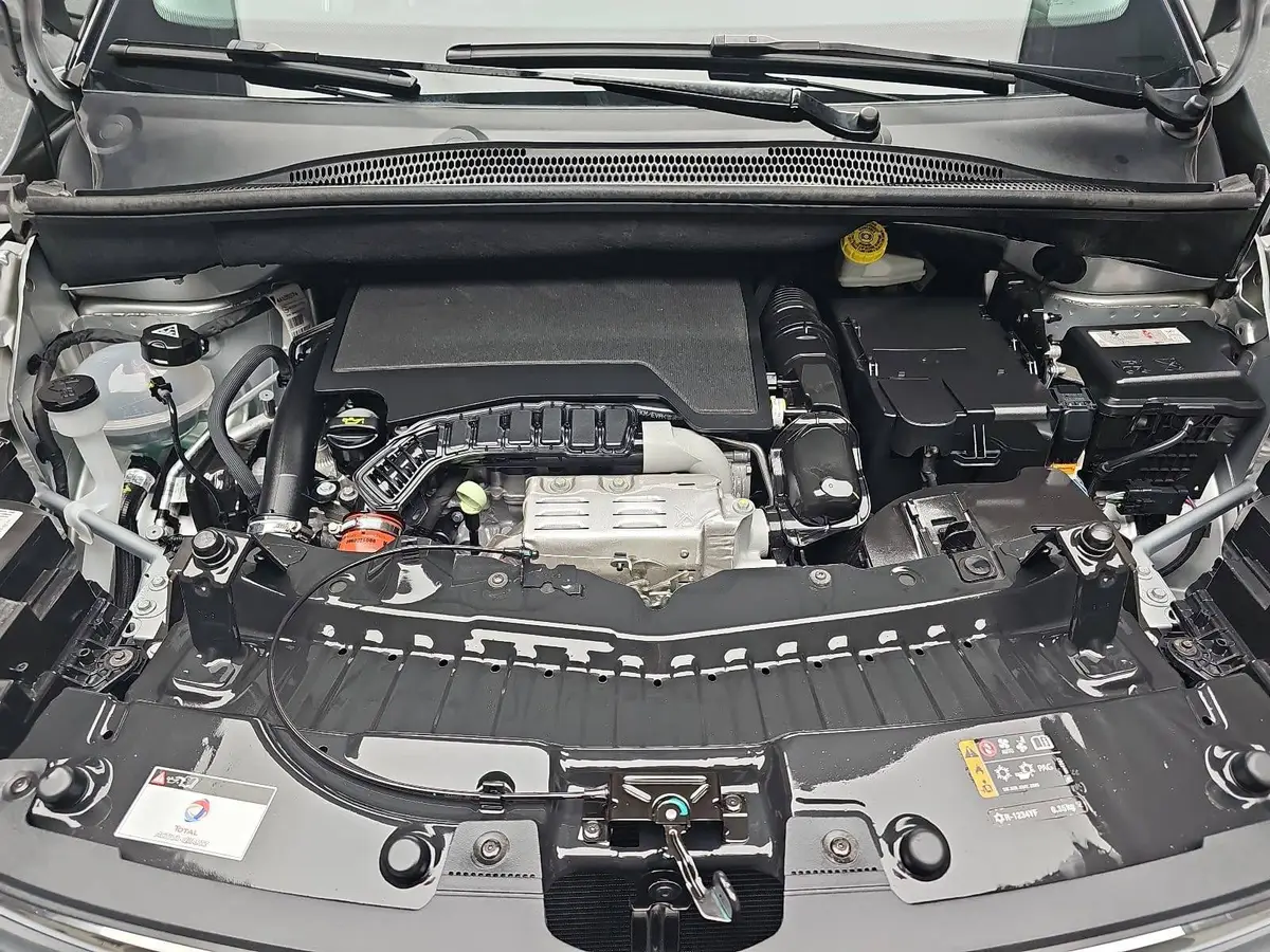 OPEL CROSSLAND (X) 1.2 TURBO AUTO. ELEGANCE NAVI LED KLIMAAUTO DAB LM