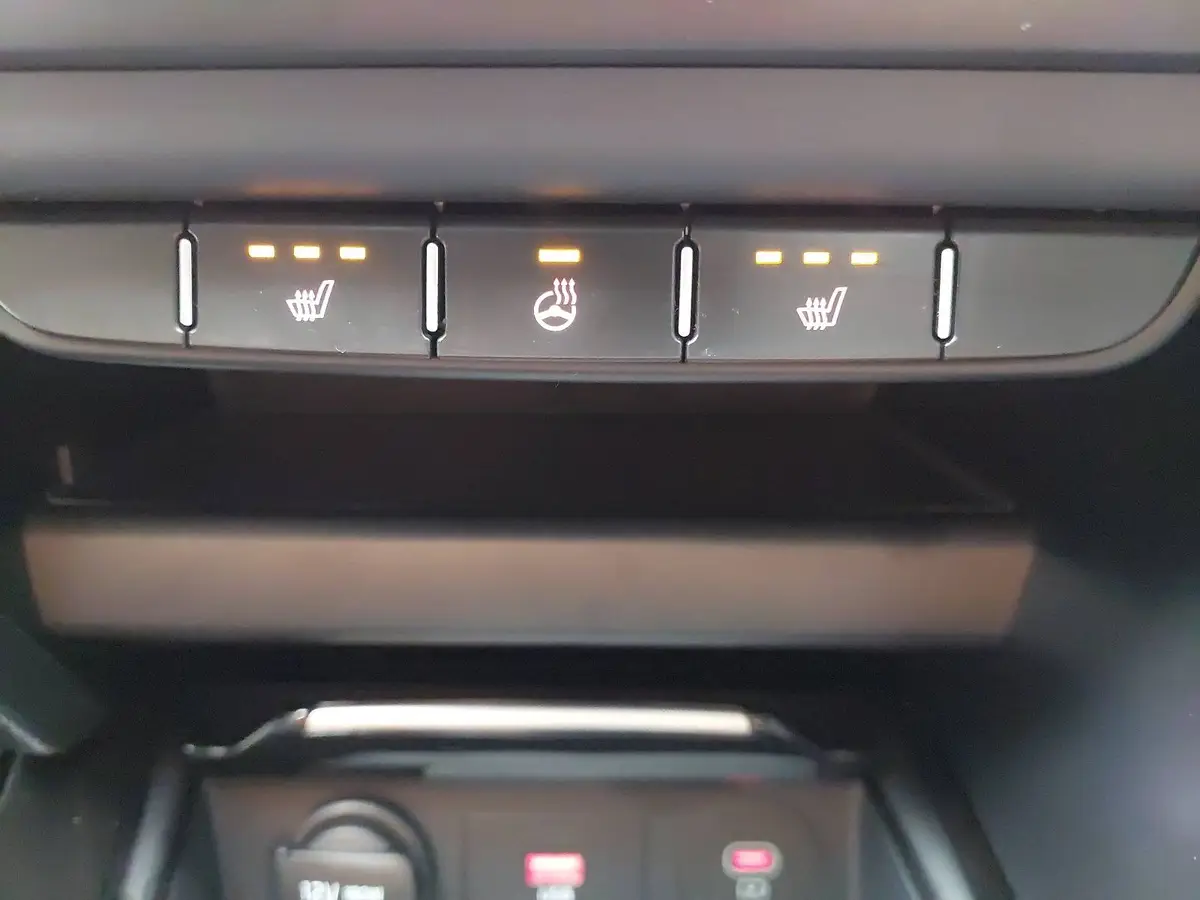 KIA XCEED 1.0 T-GDI VISION KOMFORT LED