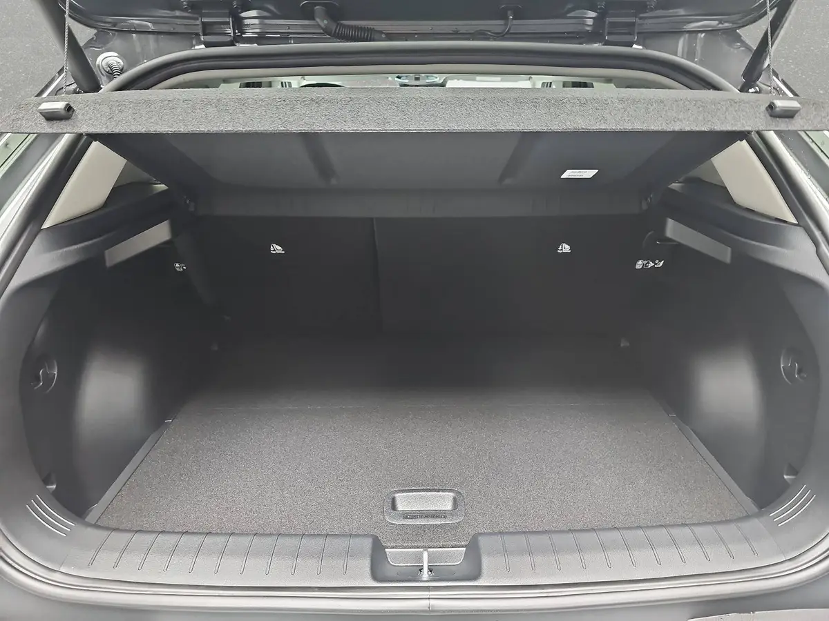 KIA EV4 81.4 KWH EARTH MJ26 UPGRADE TECHNOLOGY WINTER DWP DESIGN SOUND GLASD.