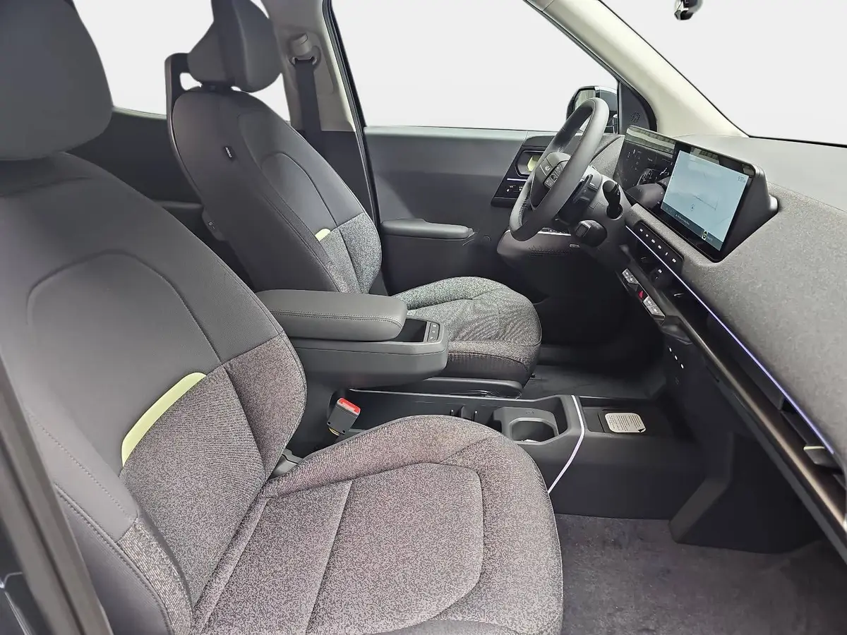 KIA EV2 42.2 KWH EARTH MJ27 WINTER-CONNECT TECHNOLOGY DRIVEWISE-PARK DESIGN