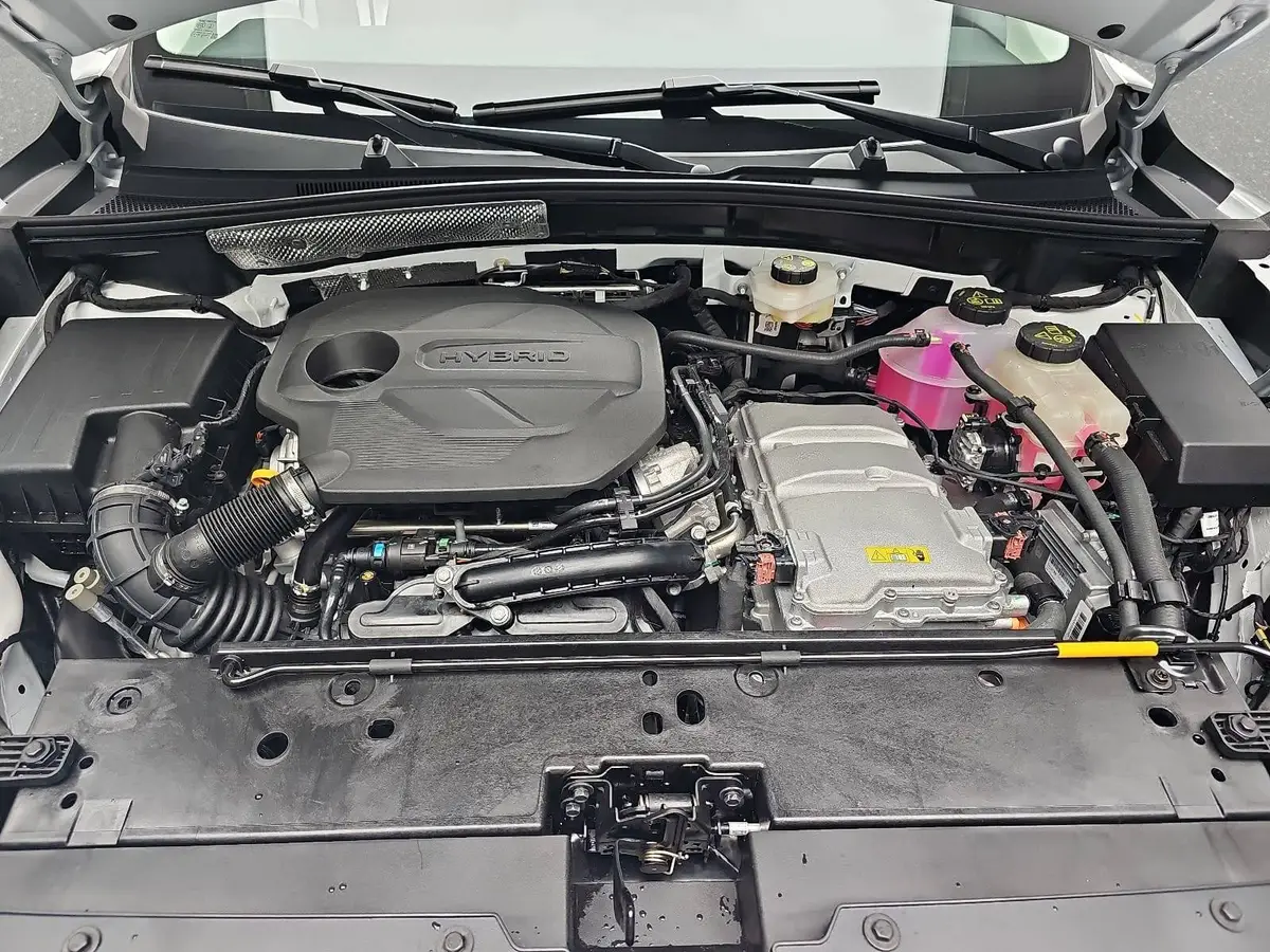 MG ZS 1.5 HYBRID+ MY25.5 LUXURY NAVI LM18 KEYLESS-ENTRY 360-GRAD-KAMERA