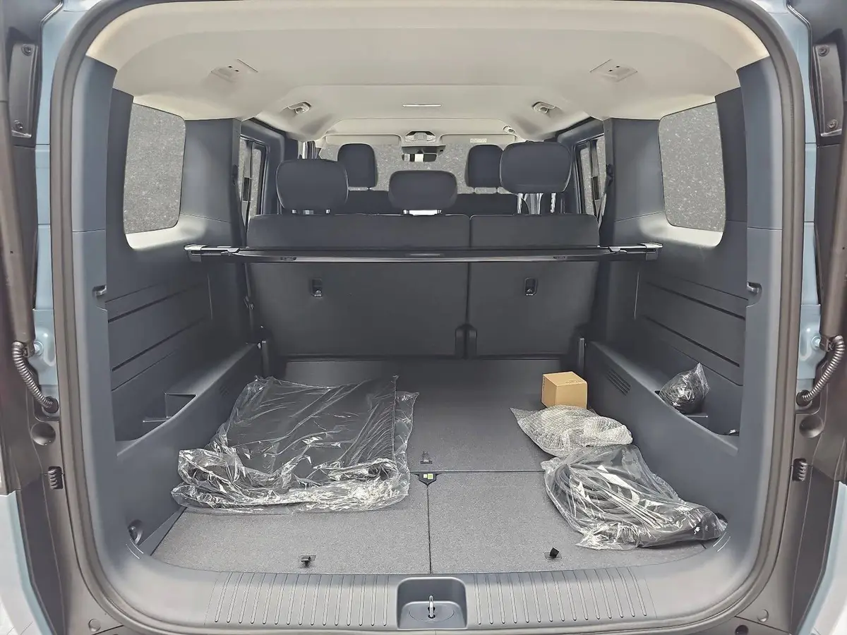 KIA PV5 PASSENGER 71.2 KWH ELITE MJ26 WP SMART-PAKET POWER-PAKET COMFORT-PAKET ALLWETTER