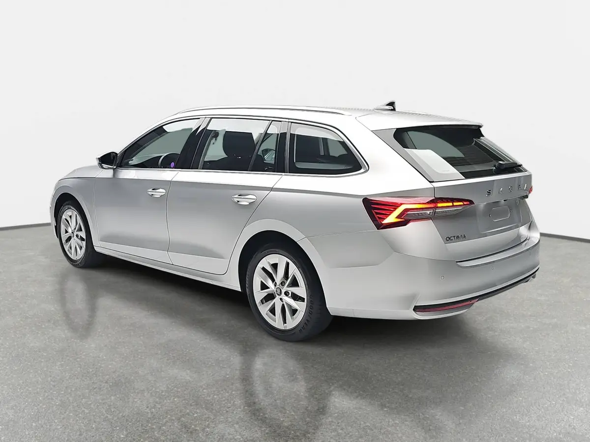 SKODA OCTAVIA COMBI 1.5 TSI DSG SELECTION LED AUDIO WINTER EL.HECKKL. 