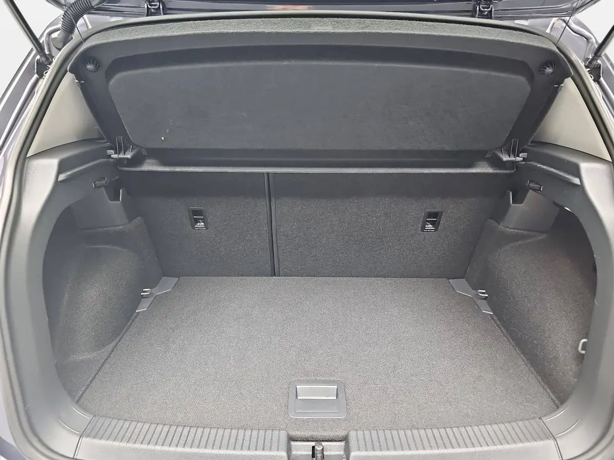 VW T-CROSS 1.0 TSI DSG LIFE NAVI LED ACC KAMERA