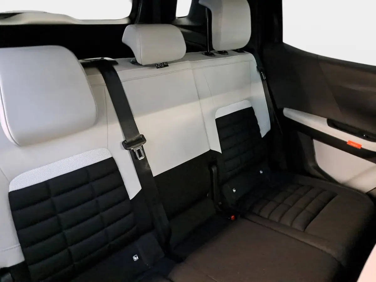 CITROËN C3 AIRCROSS 1.2 HYBRID 145 E-DCS6 PLUS 7-S