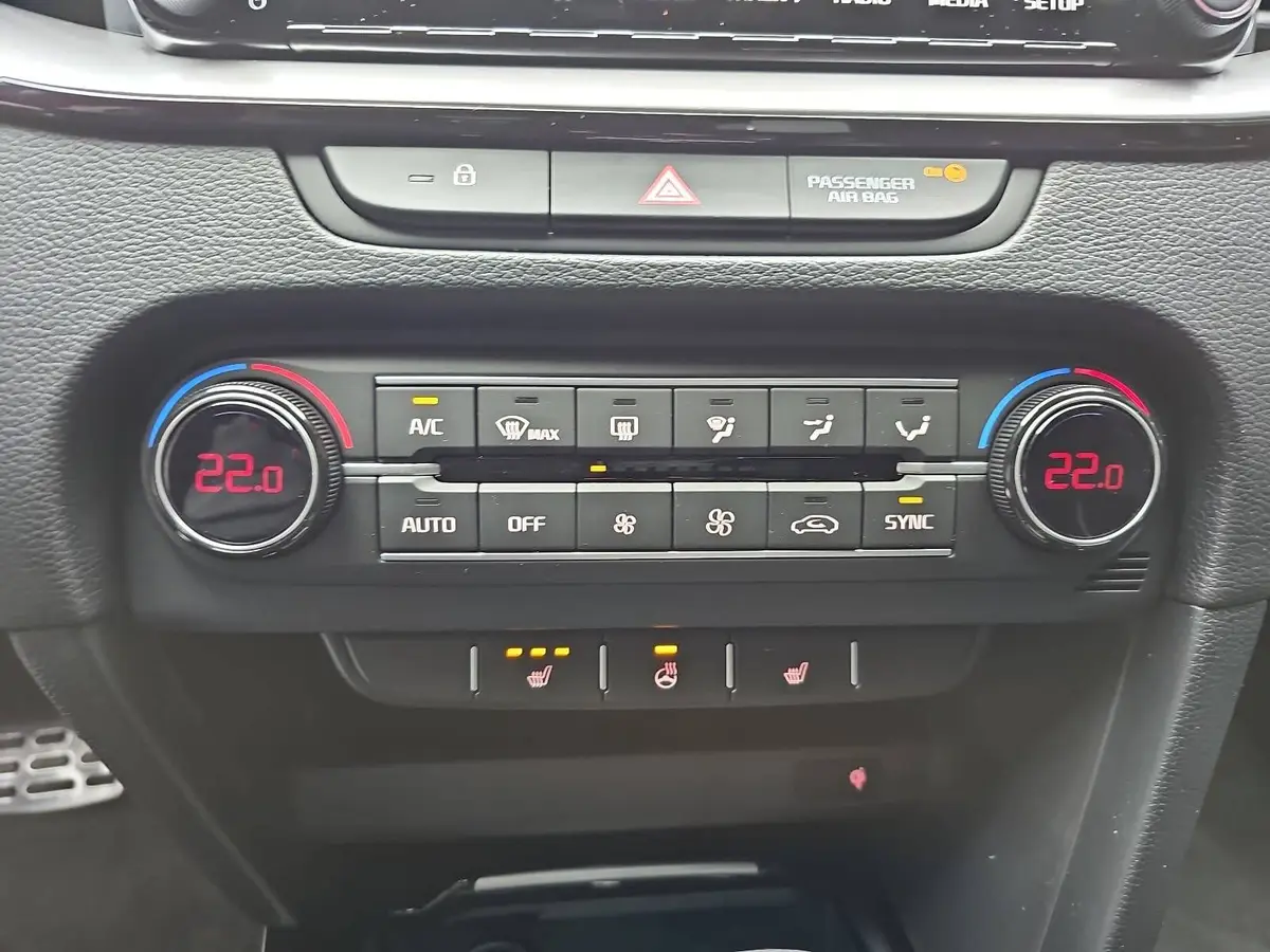 KIA XCEED 1.6 T-GDI 180 DCT GT-LINE MJ26 LEDER