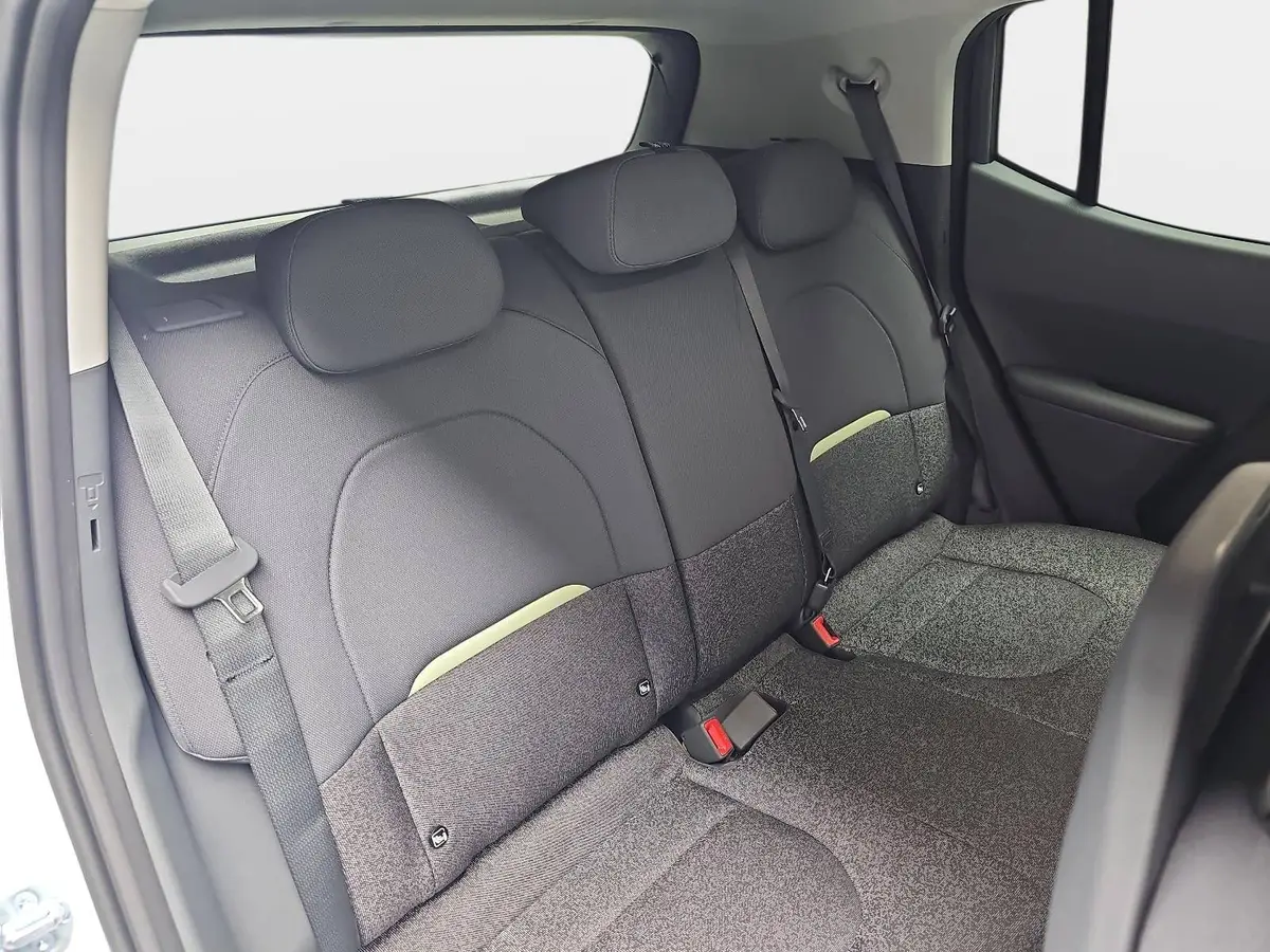 KIA EV2 42.2 KWH EARTH MJ27 WINTER-CONNECT TECHNOLOGY DRIVEWISE-PARK DESIGN