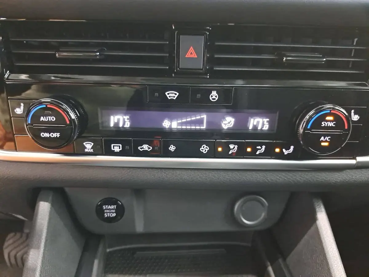 NISSAN QASHQAI 1.3 DIG-T MHEV AUTO. MJ27 N-CONNECTA WINTER EL-HECKKLAPPE PANO